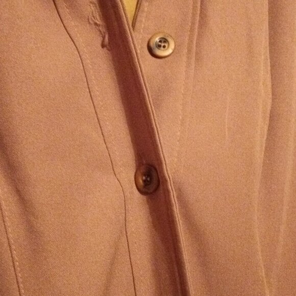 Long Tan Coat - Picture 7 of 16